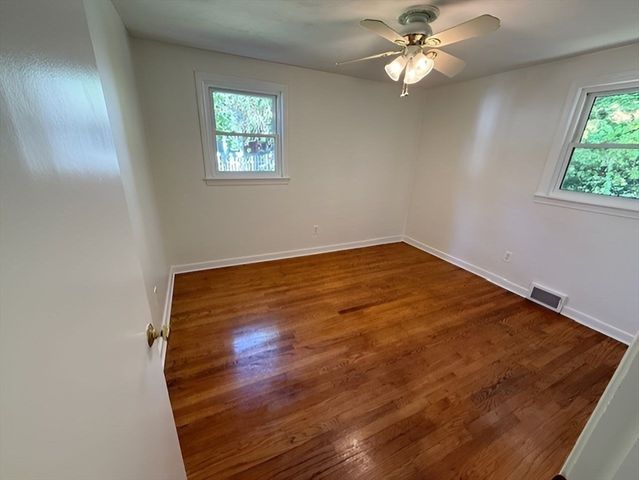 84 Hanward Hl, East Longmeadow, MA 01028