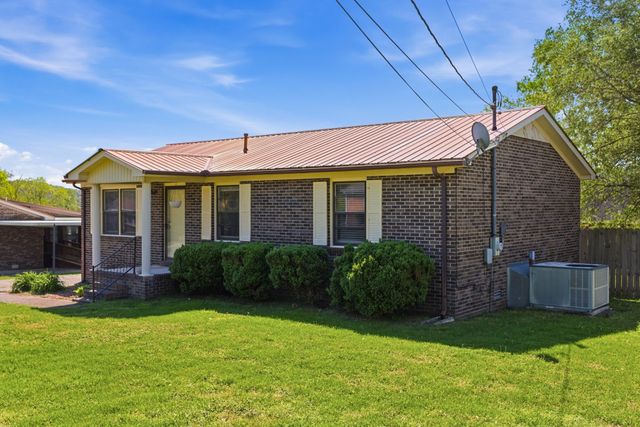 106 Wallace St, Woodbury, TN 37190