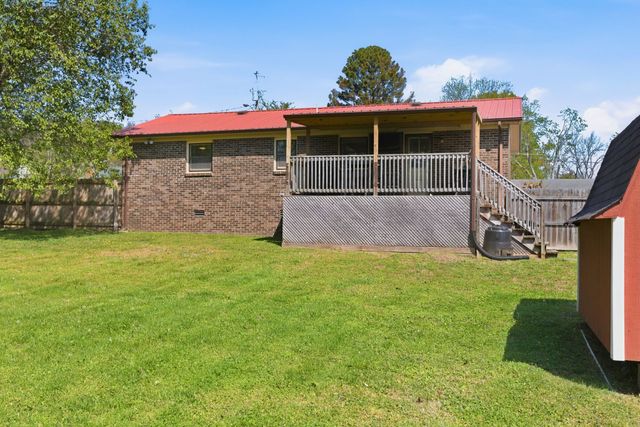 106 Wallace St, Woodbury, TN 37190