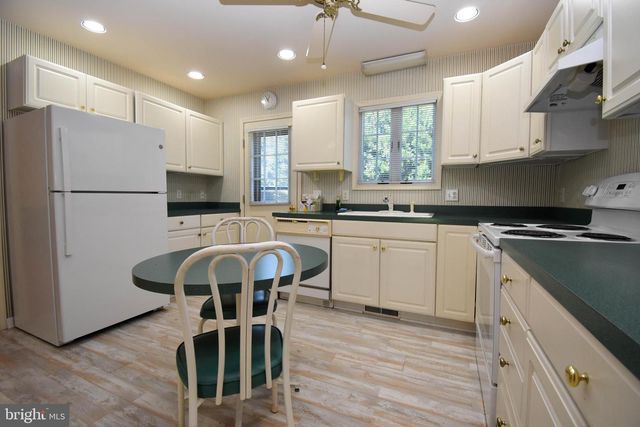 426 DELAWARE AVE, Millsboro, DE 19966