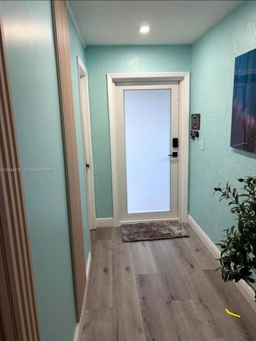 4301 NW 59th Ct, North Lauderdale, FL 33319