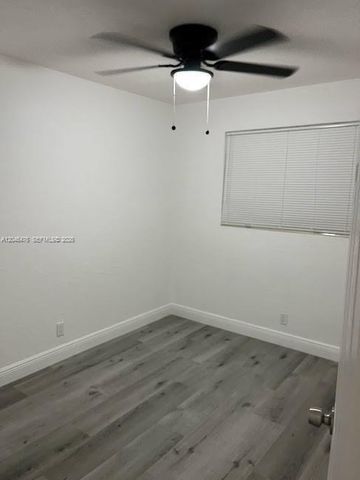 4301 NW 59th Ct, North Lauderdale, FL 33319