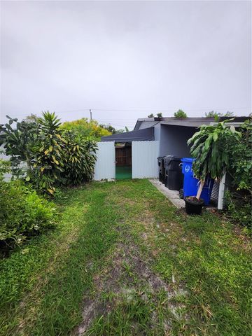 4301 NW 59th Ct, North Lauderdale, FL 33319