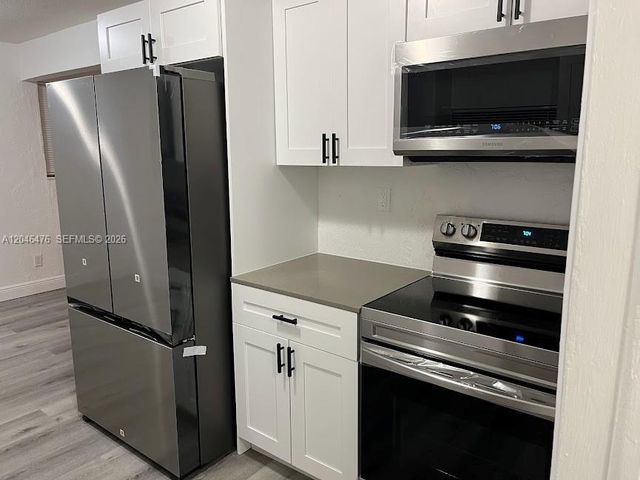 4301 NW 59th Ct, North Lauderdale, FL 33319