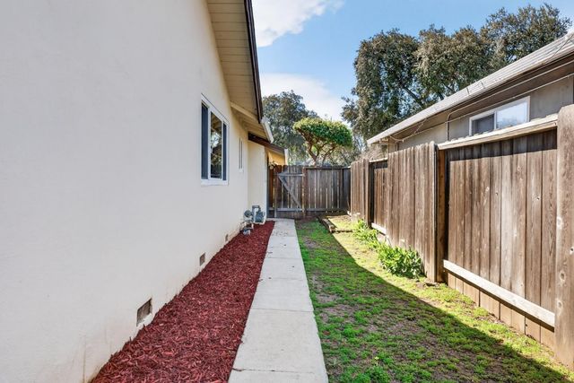 2135 W Hedding Street, San Jose, CA 95128