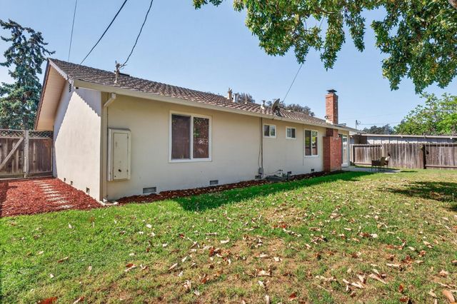 2135 W Hedding Street, San Jose, CA 95128