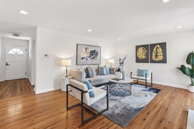 2135 W Hedding Street, San Jose, CA 95128