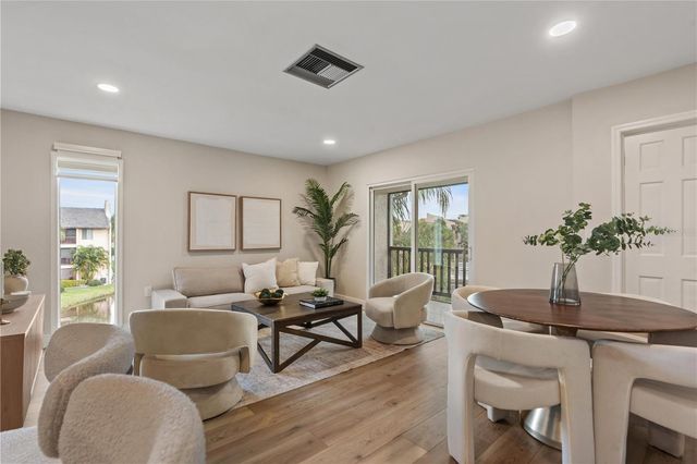 3848 N LAKE DRIVE 137, Tampa, FL 33614