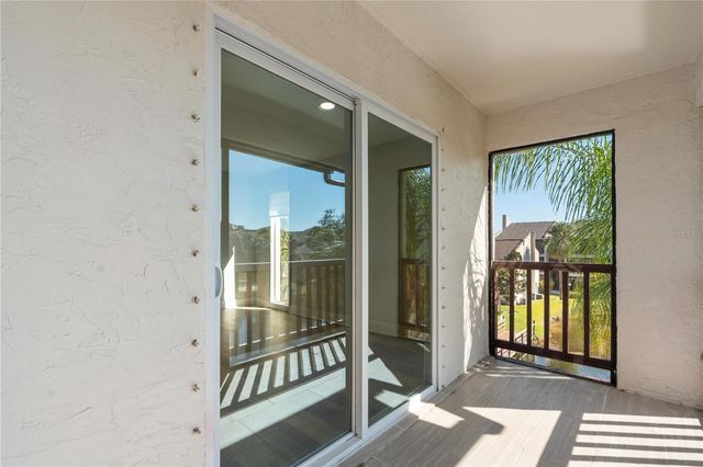 3848 N LAKE DRIVE 137, Tampa, FL 33614