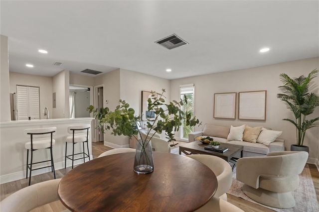 3848 N LAKE DRIVE 137, Tampa, FL 33614