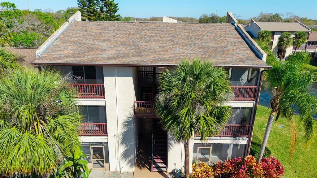 3848 N LAKE DRIVE 137, Tampa, FL 33614