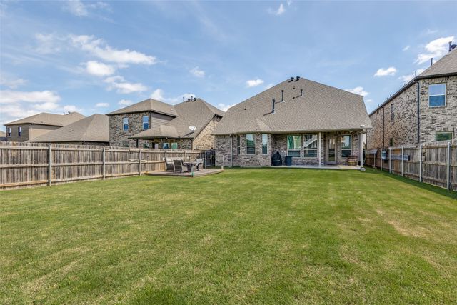 672 Harris Ridge Drive, Arlington, TX 76002