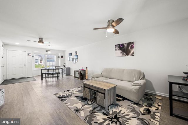125 N 4TH ST, Bally, PA 19503