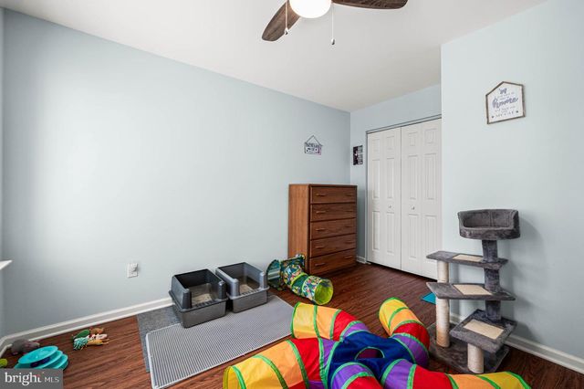 125 N 4TH ST, Bally, PA 19503