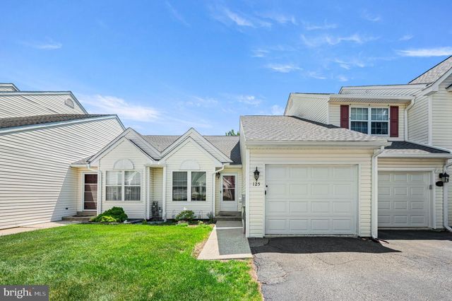 125 N 4TH ST, Bally, PA 19503