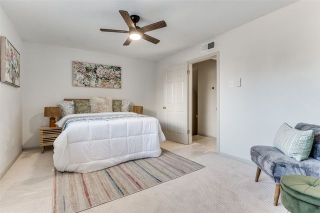 2702 Douglas Avenue 129, Dallas, TX 75219