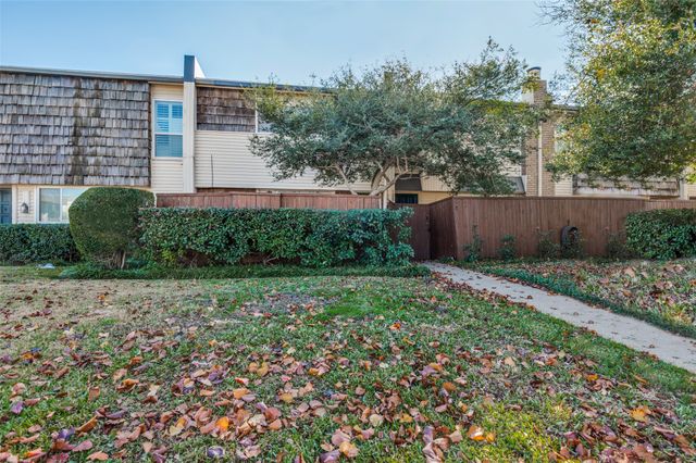 2702 Douglas Avenue 129, Dallas, TX 75219