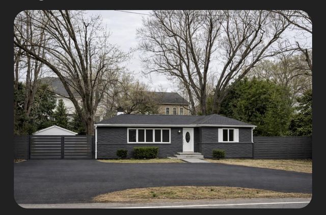 8106 FORT HUNT RD, Alexandria, VA 22308