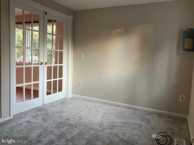 8106 FORT HUNT RD, Alexandria, VA 22308