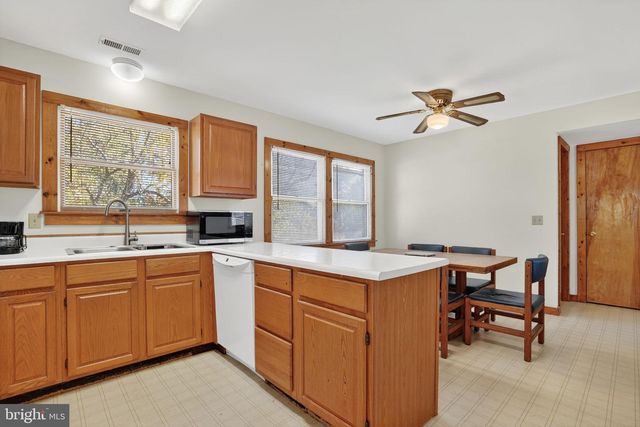 5160 MALLARD POND, Chincoteague Island, VA 23336