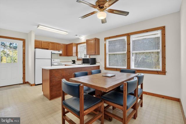 5160 MALLARD POND, Chincoteague Island, VA 23336