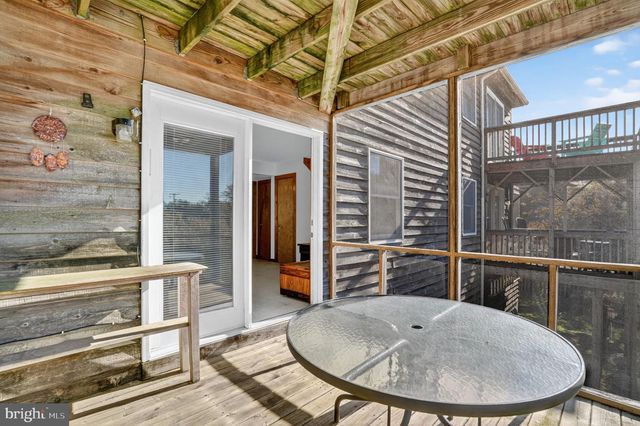 5160 MALLARD POND, Chincoteague Island, VA 23336