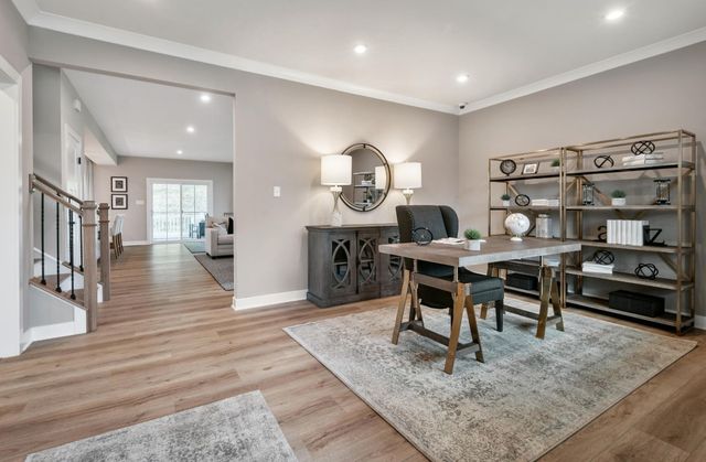 2718 Farm Field Lane, Hendersonville, TN 37075