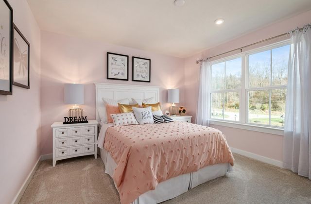 2718 Farm Field Lane, Hendersonville, TN 37075