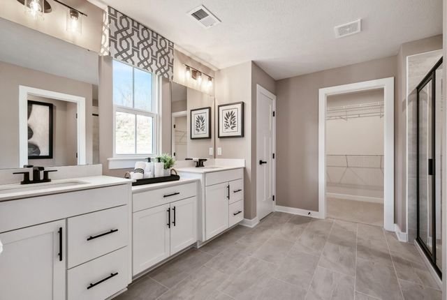 2718 Farm Field Lane, Hendersonville, TN 37075