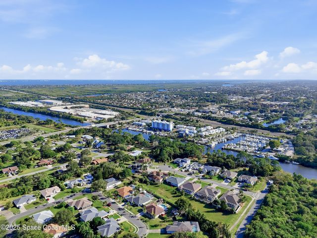 111 Edgewater Way, Merritt Island, FL 32953