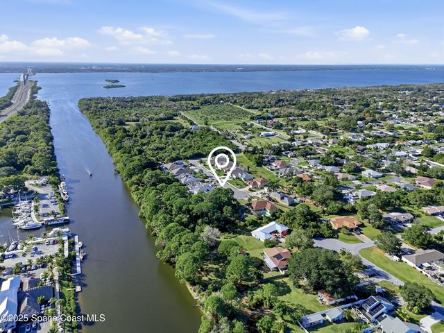 111 Edgewater Way, Merritt Island, FL 32953