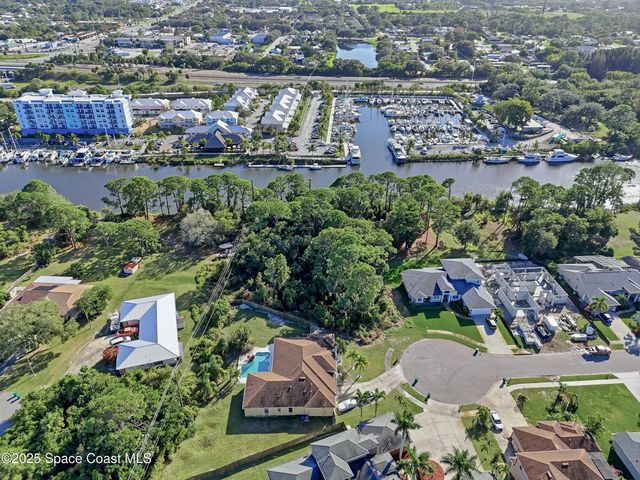 111 Edgewater Way, Merritt Island, FL 32953