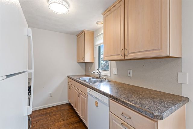 660 Point Judith Road D2, Narragansett, RI 02882