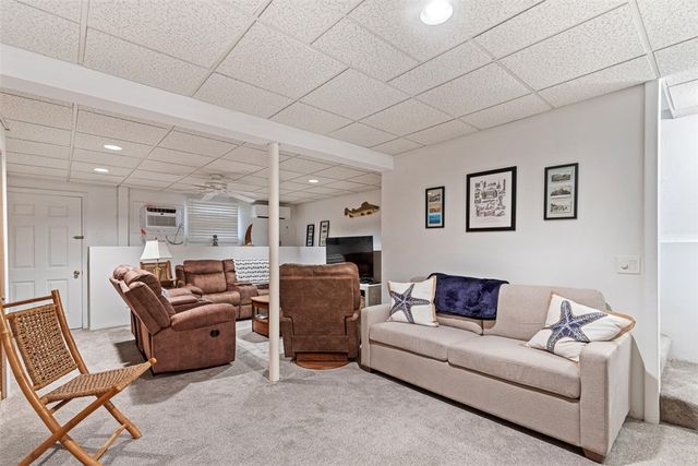 660 Point Judith Road D2, Narragansett, RI 02882