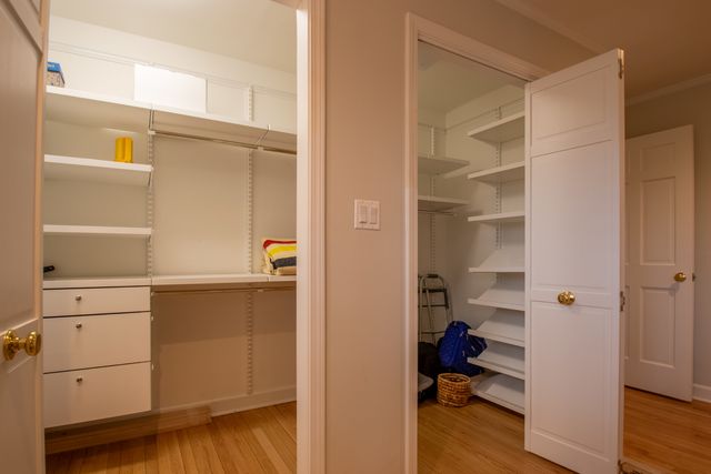 371 Red Oak Lane, Highland Park, IL 60035