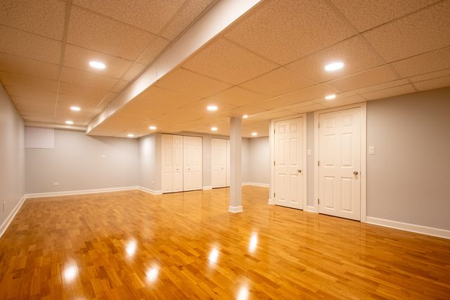 371 Red Oak Lane, Highland Park, IL 60035