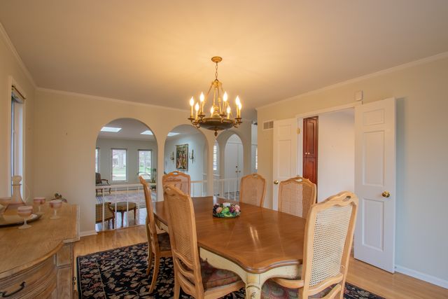 371 Red Oak Lane, Highland Park, IL 60035