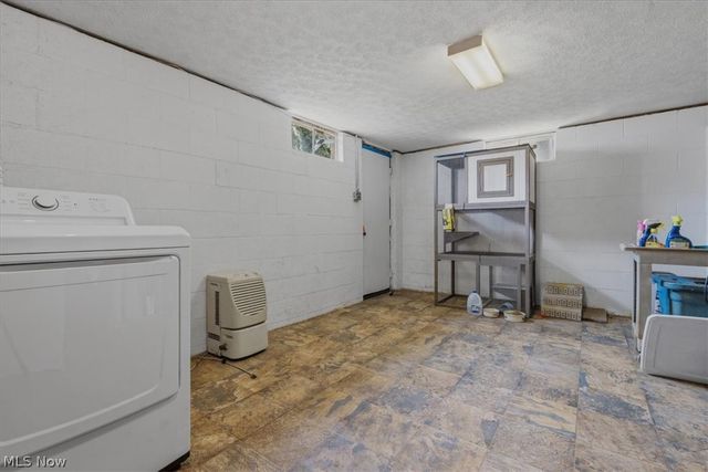 104 41st Street, Vienna, WV 26105