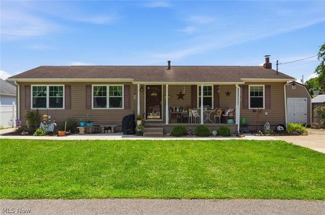 104 41st Street, Vienna, WV 26105