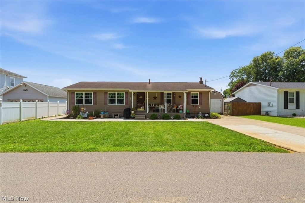 104 41st Street, Vienna, WV 26105
