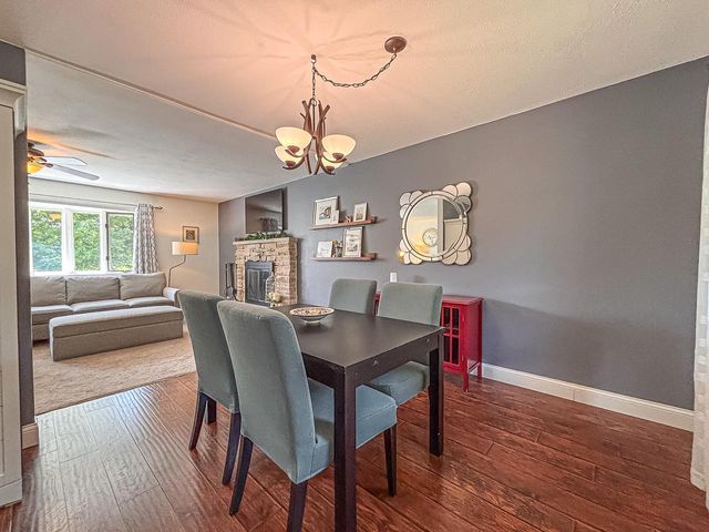 N51W16590 Fair Oak COURT, Menomonee Falls, WI 53051