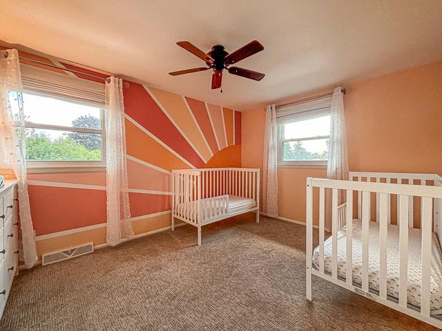 N51W16590 Fair Oak COURT, Menomonee Falls, WI 53051