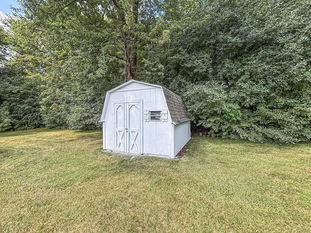 N51W16590 Fair Oak COURT, Menomonee Falls, WI 53051