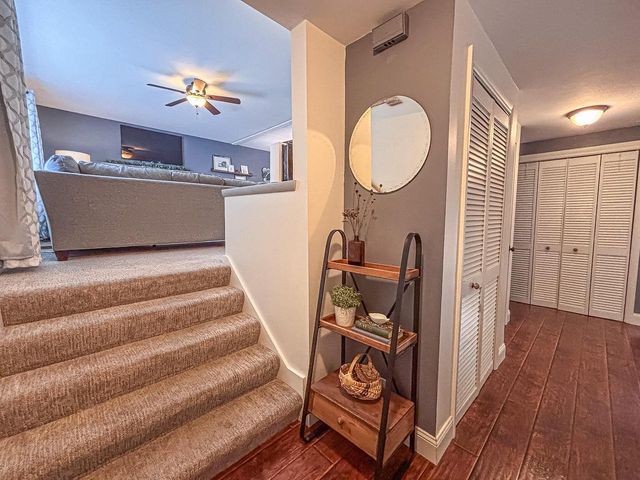 N51W16590 Fair Oak COURT, Menomonee Falls, WI 53051