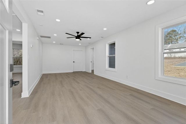 329 Gordon Street, Rockmart, GA 30153