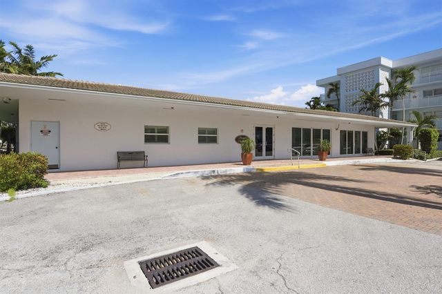 2008 S Federal Highway 101, Boynton Beach, FL 33435
