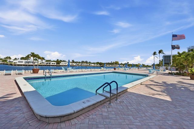 2008 S Federal Highway 101, Boynton Beach, FL 33435