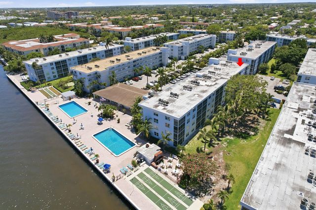 2008 S Federal Highway 101, Boynton Beach, FL 33435