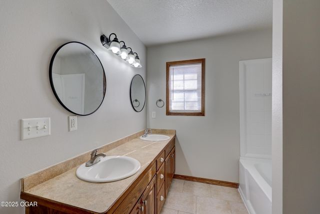 502 Patterson Street, Duenweg, MO 64841