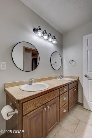 502 Patterson Street, Duenweg, MO 64841